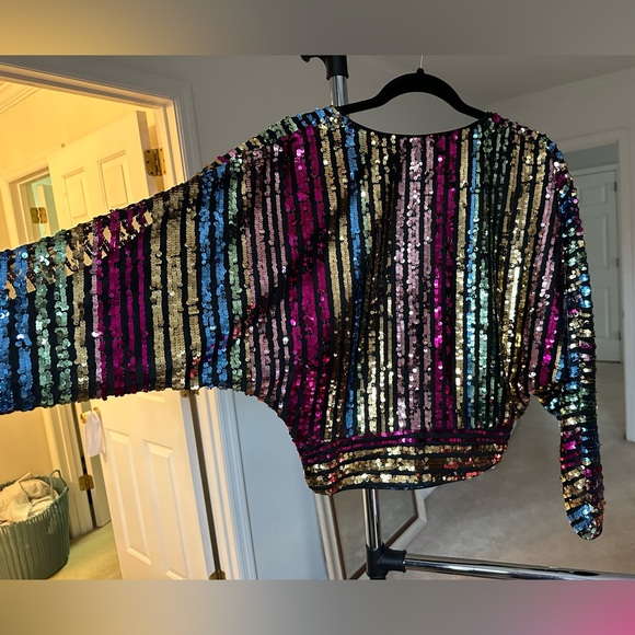 Sequin top - Picture 2 of 3
